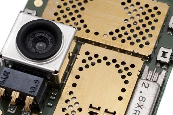 华为最新申请“一种FIP导电胶、EMI屏蔽垫片、电子设备”的发明专利