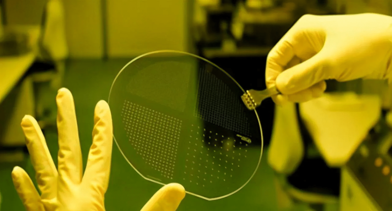 破局“日系依赖”，国产材料的生死突围与战略调整