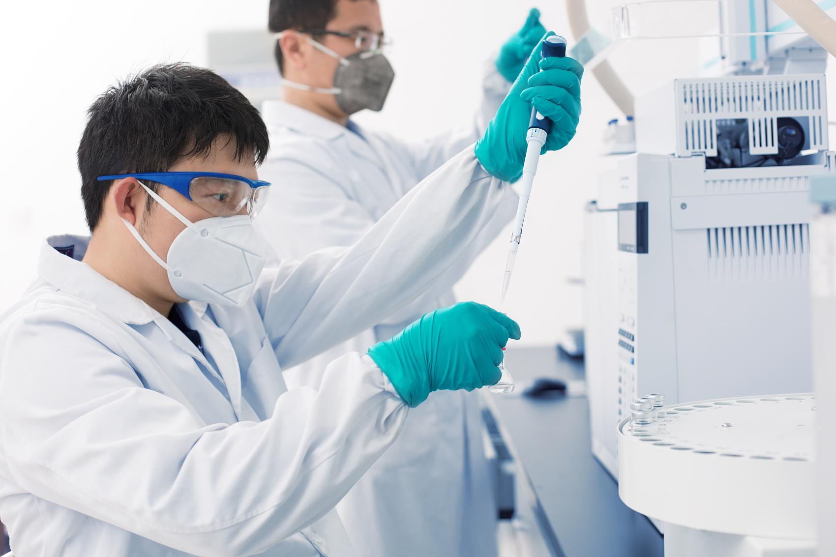 万华化学联手北大、北京石墨烯研究院，用石墨烯为柔性电子打造水氧阻隔膜